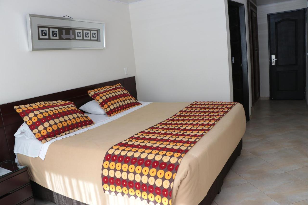Hoteles Bogota Inn Lago Chico Zona Rosa מראה חיצוני תמונה