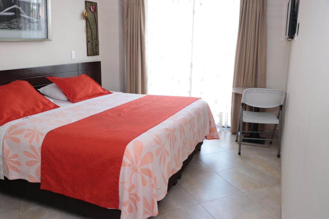 Hoteles Bogota Inn Lago Chico Zona Rosa מראה חיצוני תמונה