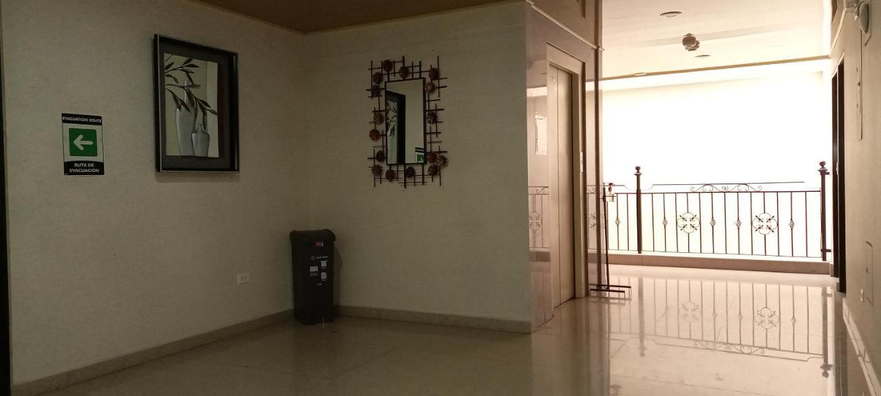 Hoteles Bogota Inn Lago Chico Zona Rosa מראה חיצוני תמונה