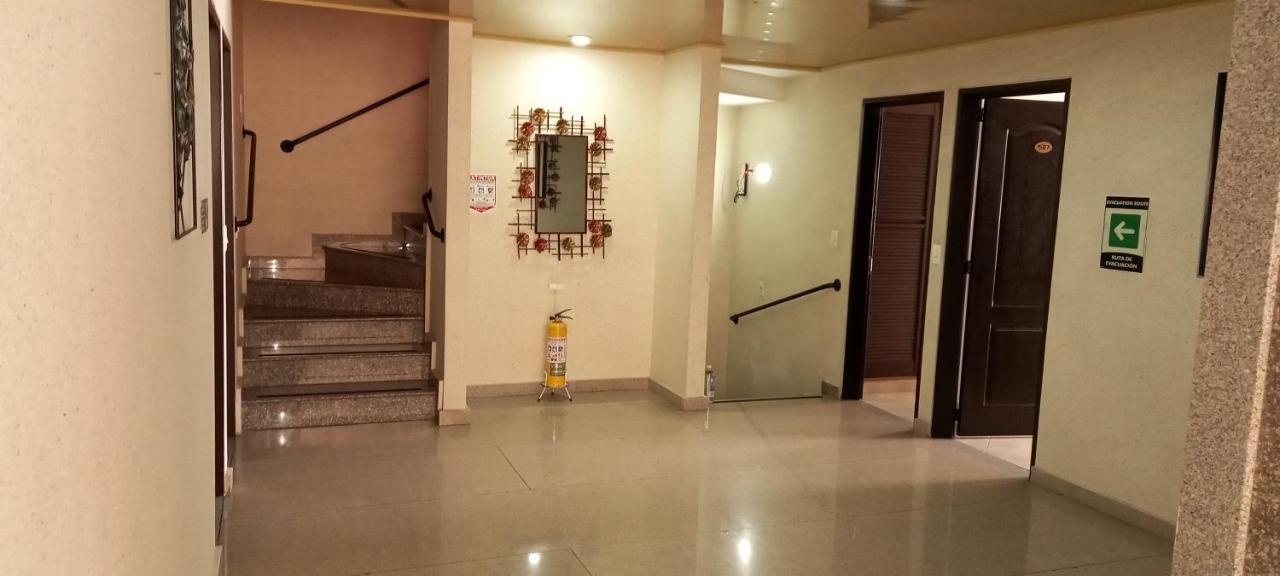 Hoteles Bogota Inn Lago Chico Zona Rosa מראה חיצוני תמונה